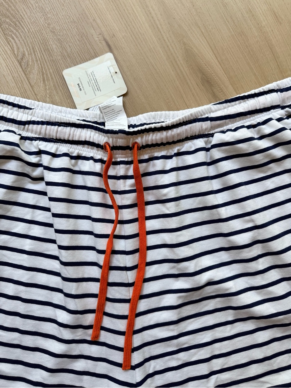 Fabletics Blue & White Striped Shorts XXL New - Picture 2 of 4